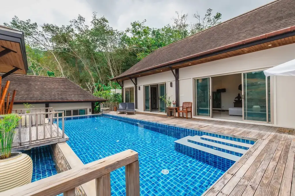 Муанг: Ivory Pool Villa in Nai Harn Villa