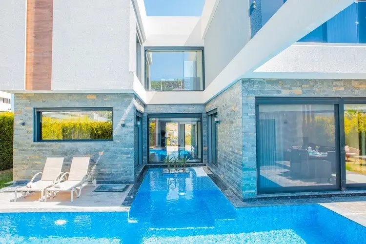 Согучак: Luxury Villa Swan 1 Ozel Havuzlu
