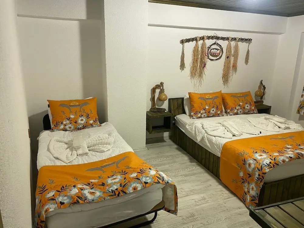 Чешме: Scala Hotel