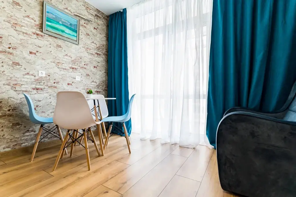 Новороссийск: LetoApart na Lenina