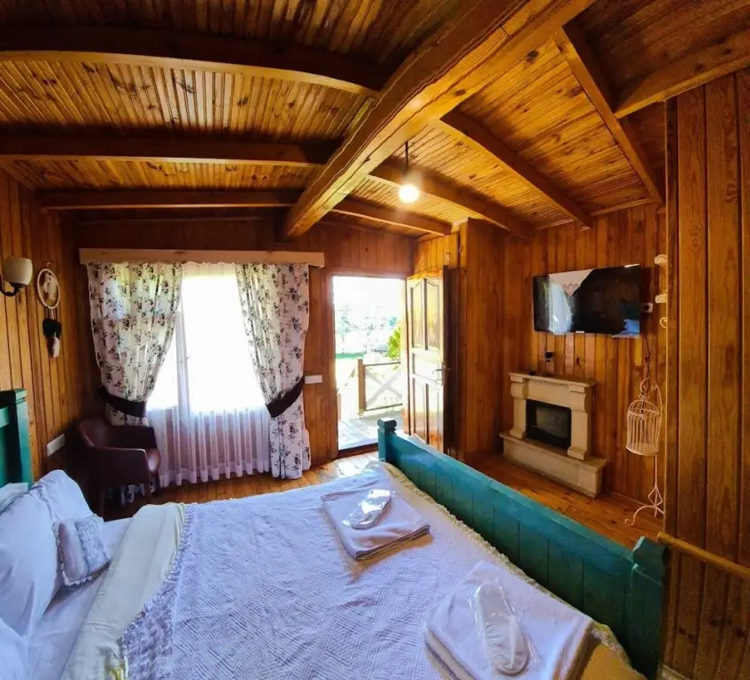 Сайл: İpek Koza Motel
