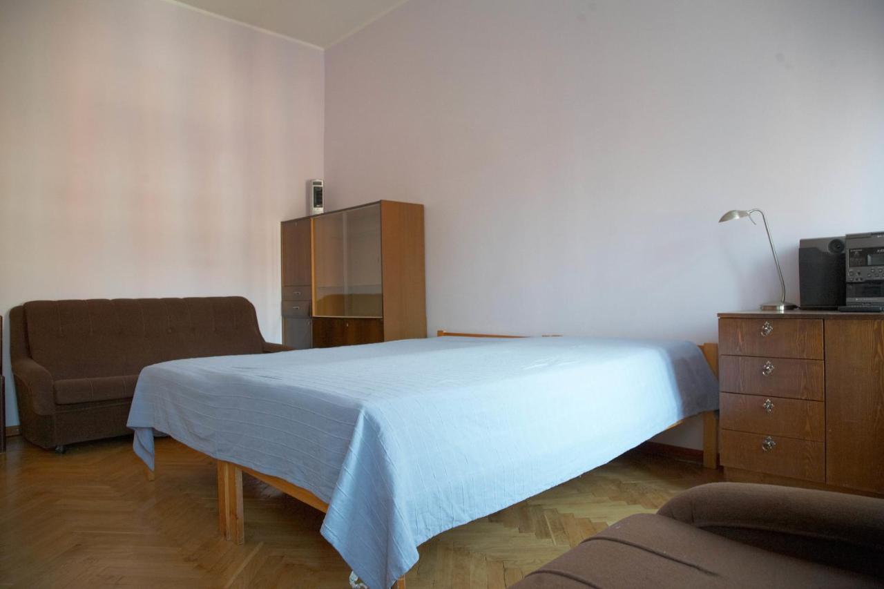 Санкт-Петербург: 2-room apartment Marata 45