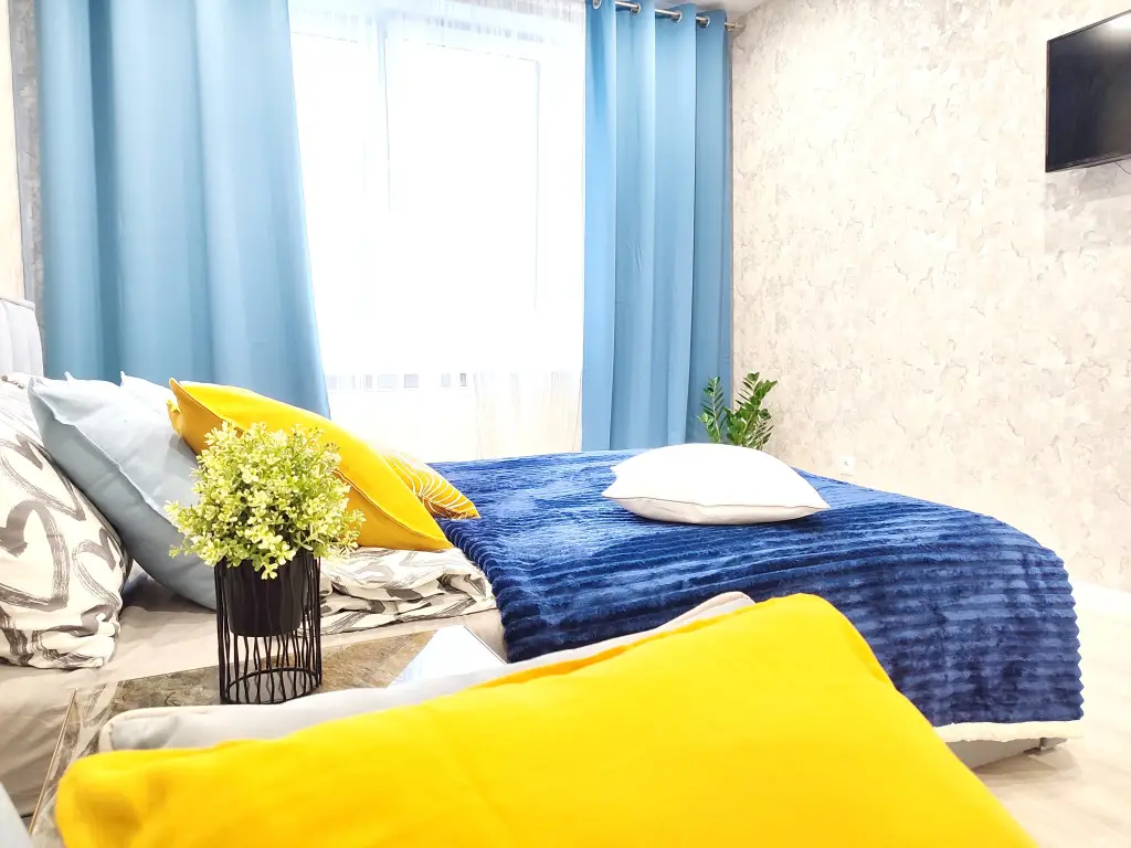 Калининград: KenigDeluxe na ulitse Artilleriyskaya 33A