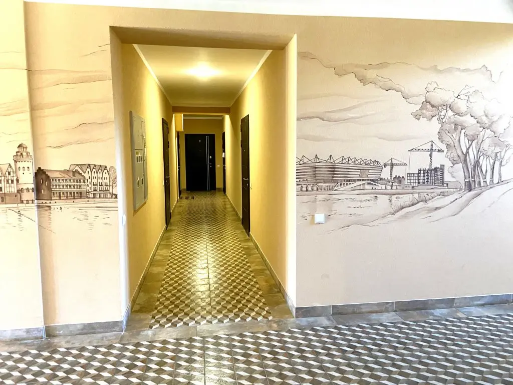 Калининград: KenigDeluxe na ulitse Artilleriyskaya 33A