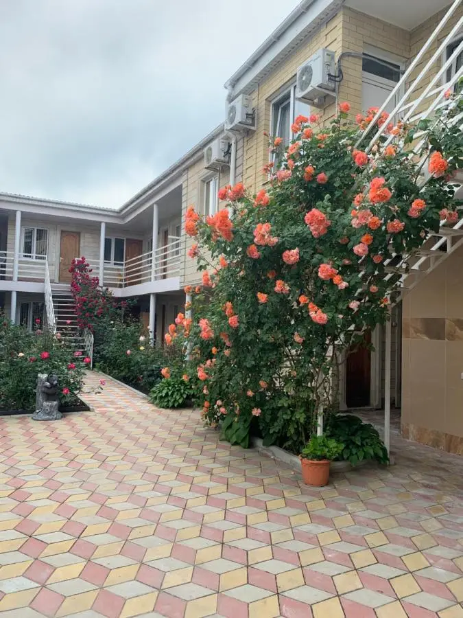 Витязево: Susanna Guest House