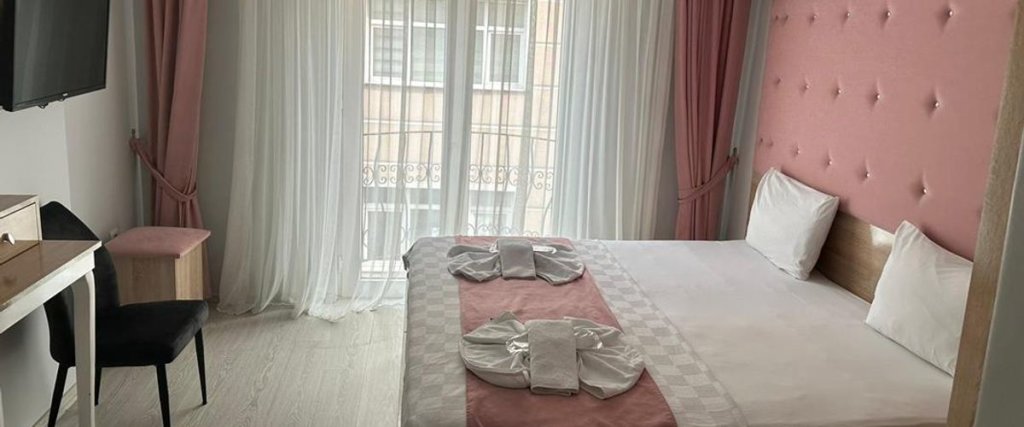 Бартын: New World Otel