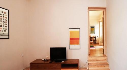 Тбилиси: Mixstyle Apartment Near Fabrika