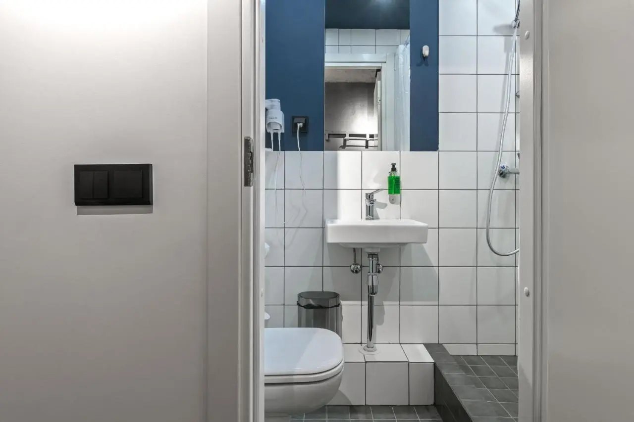 Санкт-Петербург: FlatHome24 Апарт-отель на Лесной