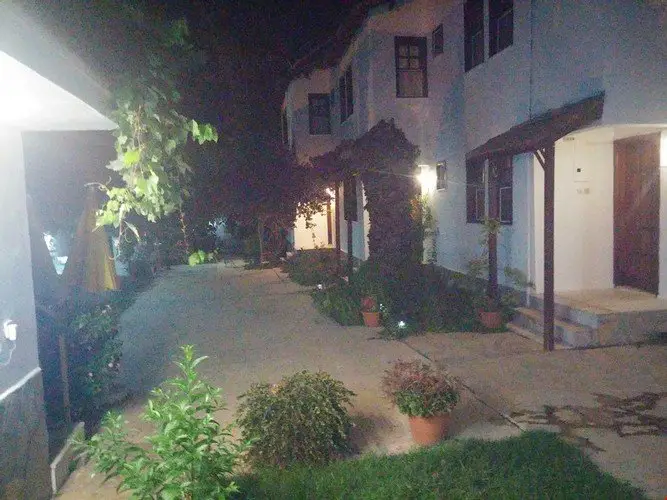 Дальян: Turtle Beach Bungalow