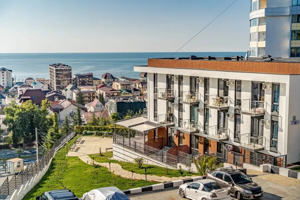 Сочи: Апартаменты Casablanka Hit с большой террасой  с видом на море