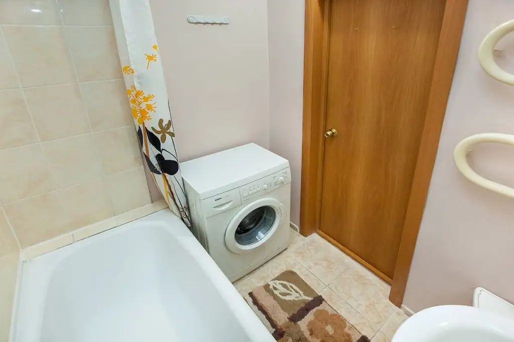Тольятти: Апартаменты ZebraHome с видом на лес