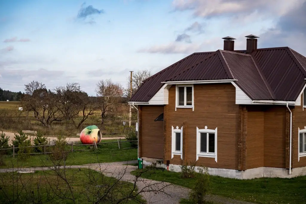 Людвиново: Экоотель Кветки яблыни