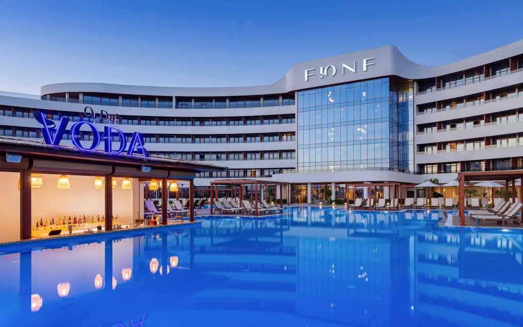 Анапа: Отель Miracleon Fюnf Luxury Resort & SPA Anapa 5*