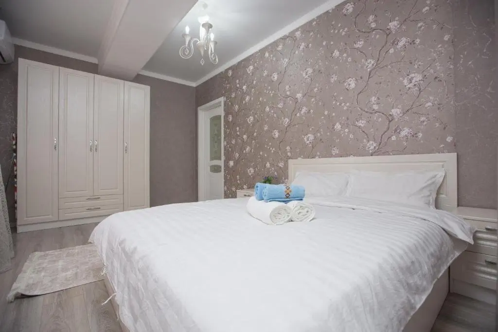 Алматы: Апартаменты New Luxary Apartment I The City Center