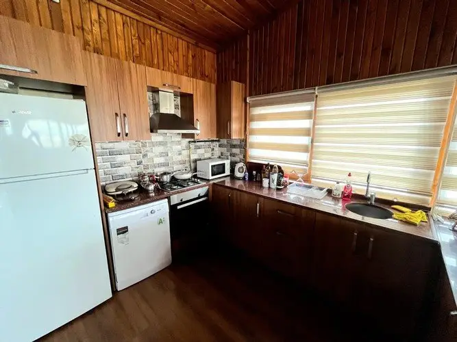 Увезпинар: Karanfil Sk. Apartment