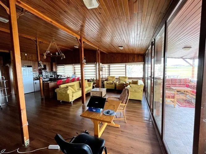 Увезпинар: Karanfil Sk. Apartment