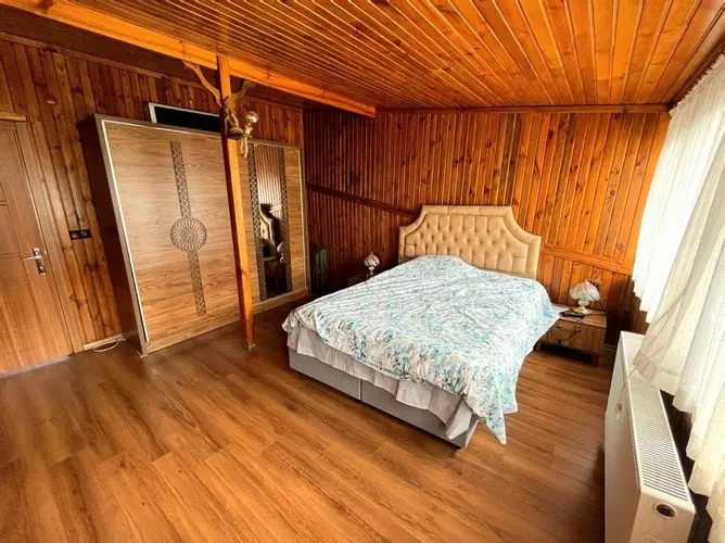 Увезпинар: Karanfil Sk. Apartment