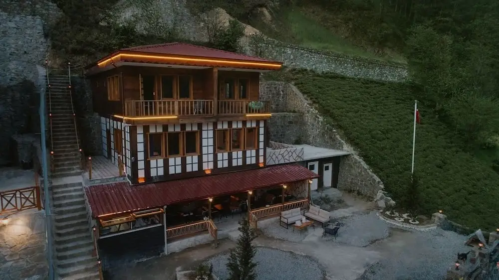 Чамлыхемшин: River Deluxe Boutique