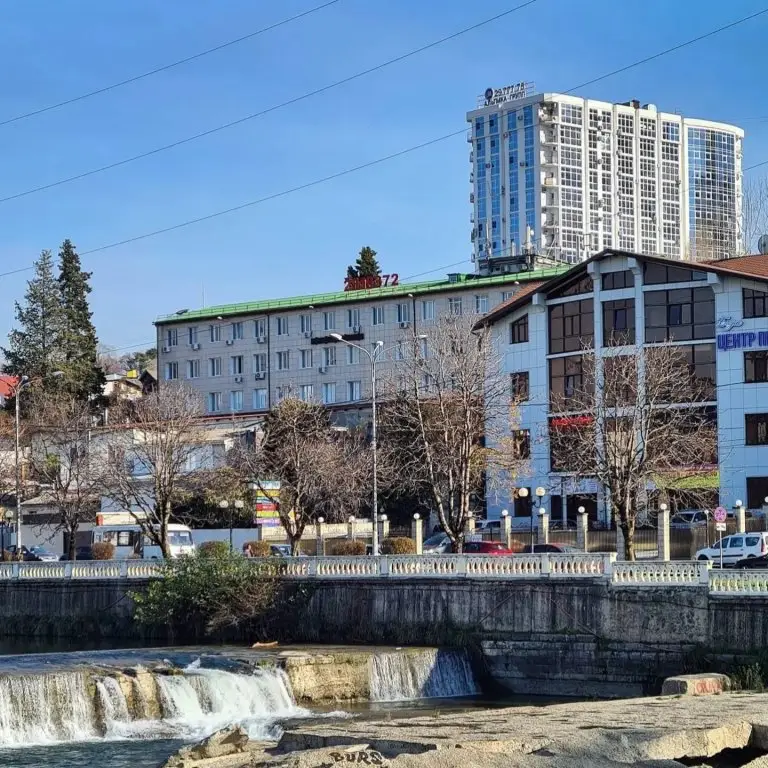 Сочи: Квартира с ДВУМЯ спальнями напротив Моремолл