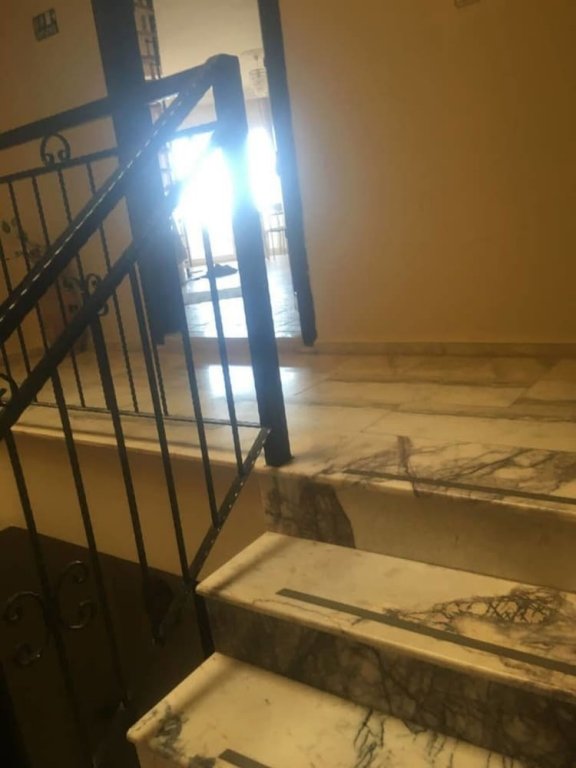 Дидим: Superb Penthouse Sleeps 8 6 Beds