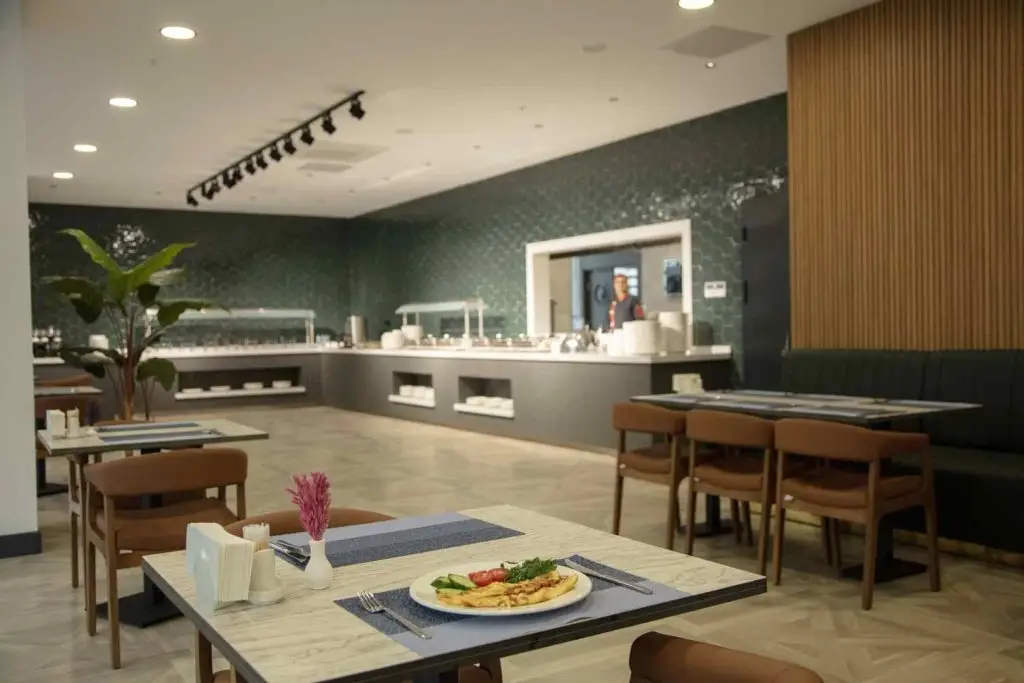 Трабзон: V Center Hotel