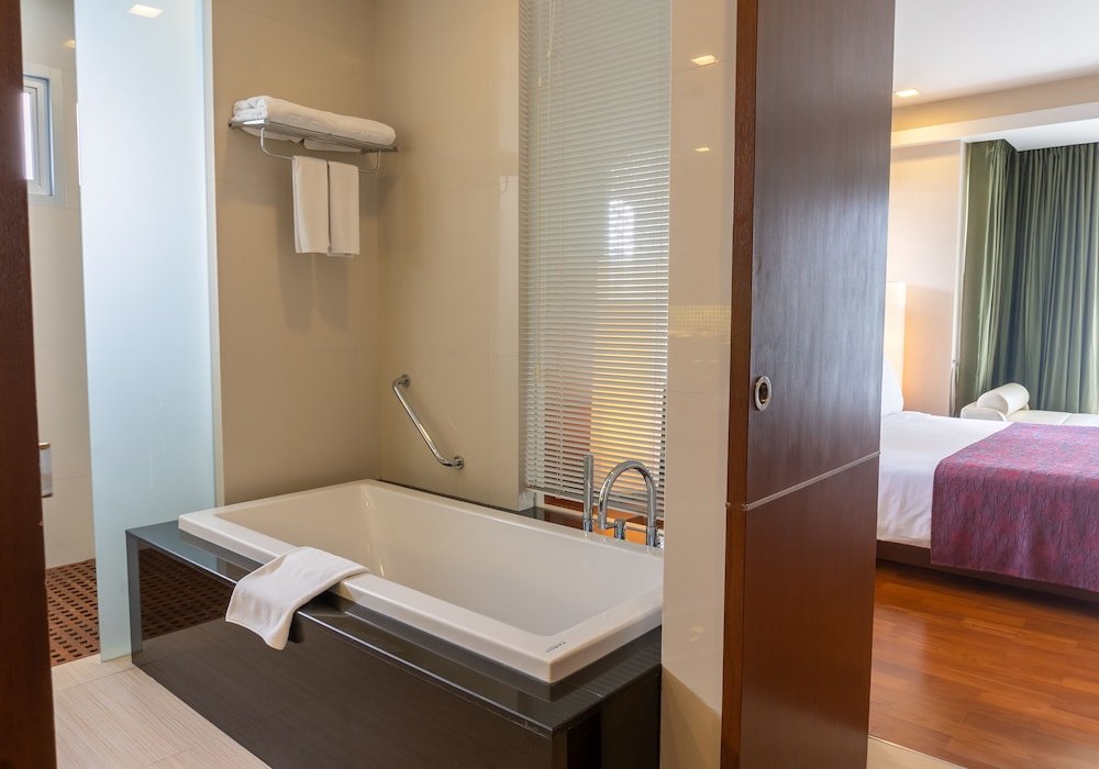 Бангкок: The Park 9 A Living Serviced Residence