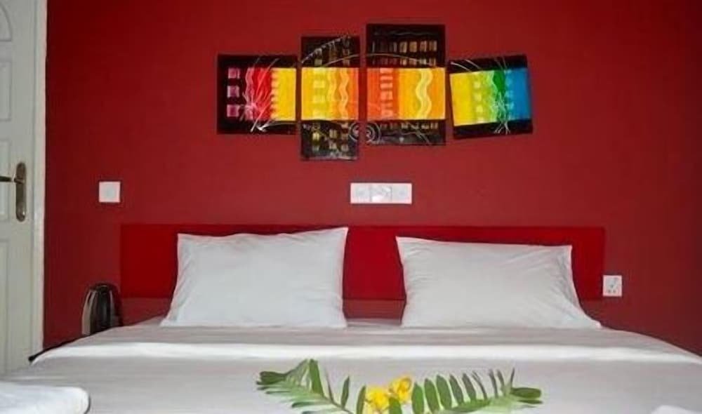 Хулхумале: G 10 Beach Inn