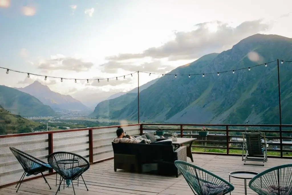 Степанцминда: Alpenhaus Hotel Kazbegi