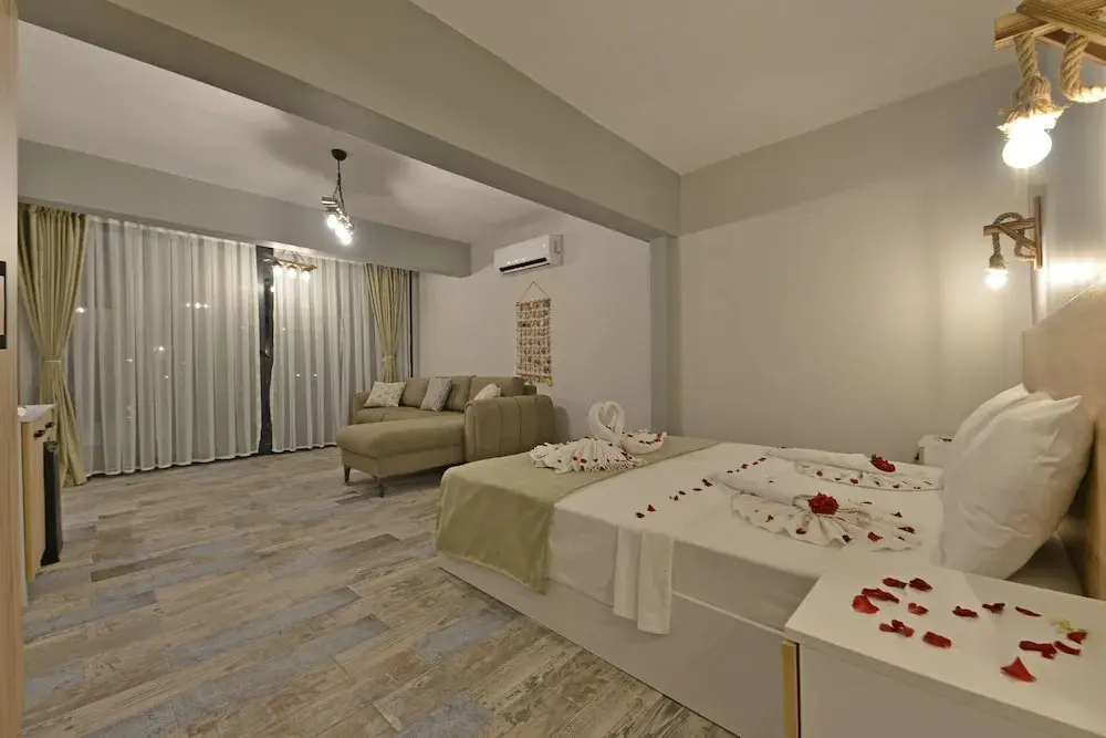 Бозбурун: Trakheıa restaurant& butik otel