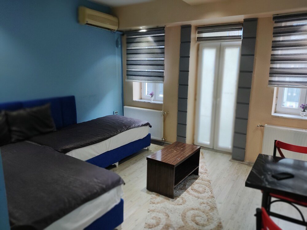 Стамбул: Apartment In Taksim Square