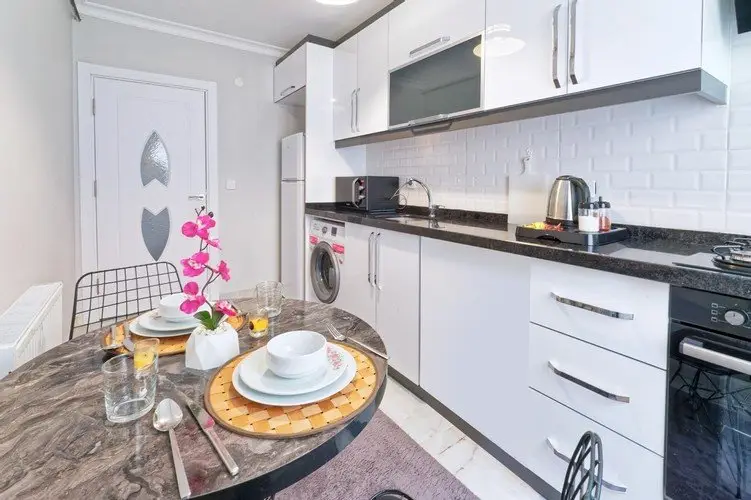 Стамбул: Stunning Gorgeous 2 Br Apartment Near Golden Horn!