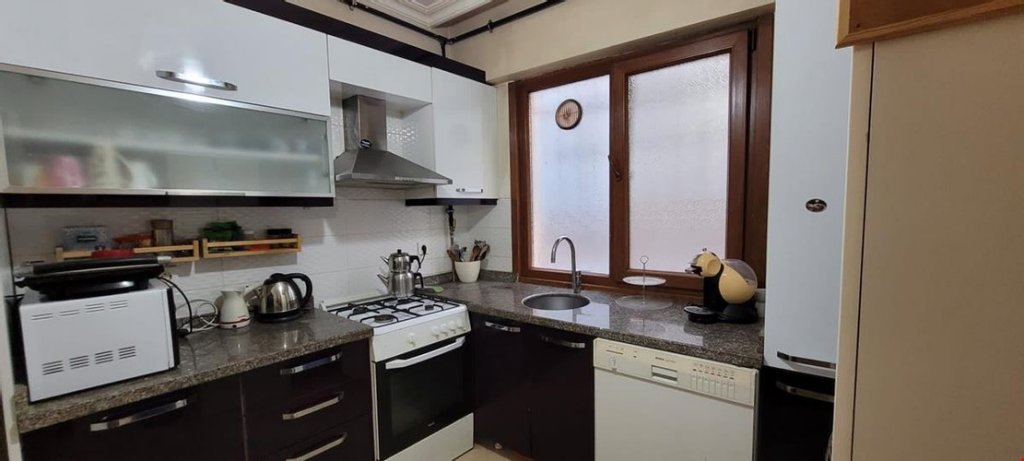 Стамбул: An Easy Transport and Quiet Apartment in Istanbul