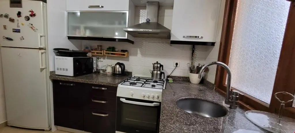 Стамбул: An Easy Transport and Quiet Apartment in Istanbul