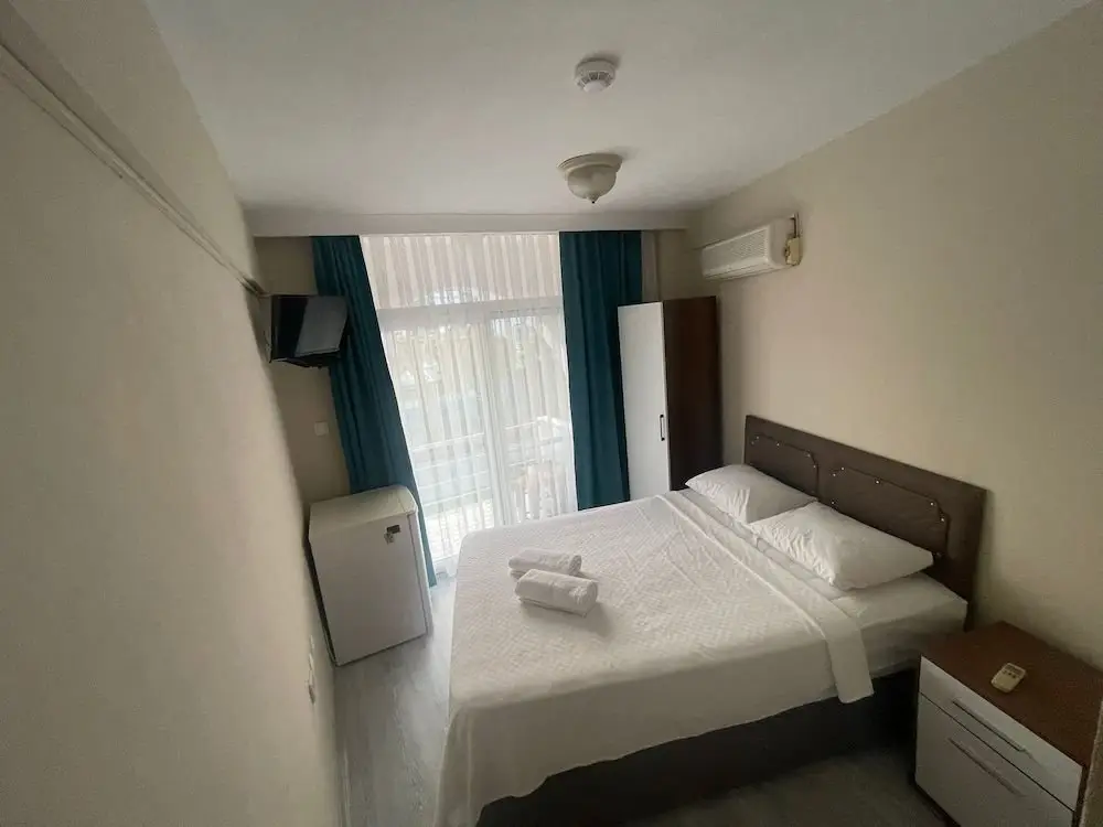 Бурхание: Blue Topas Otel