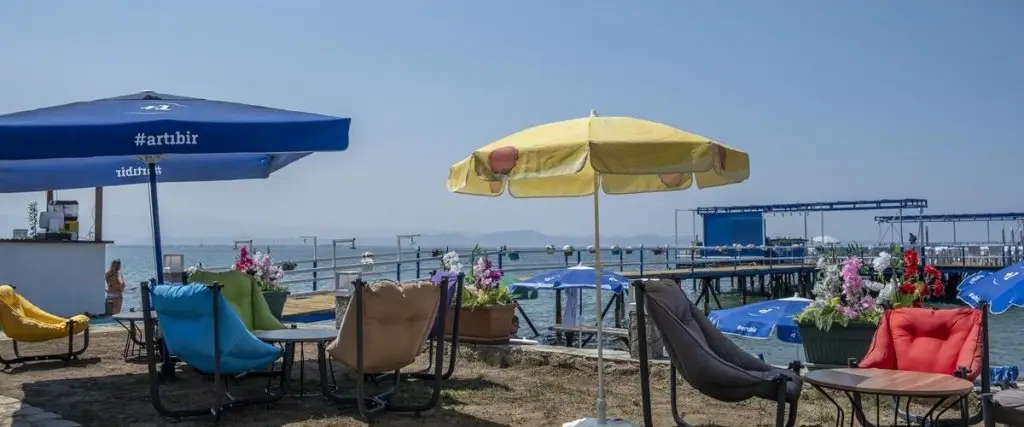 Эдремит: Akcay Pier