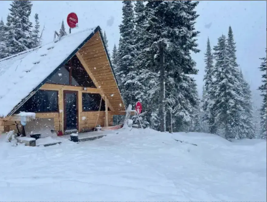 Шерегеш: Шале Sashagesh, A-Frame в Шерегеше, ул. Рябиновая 53