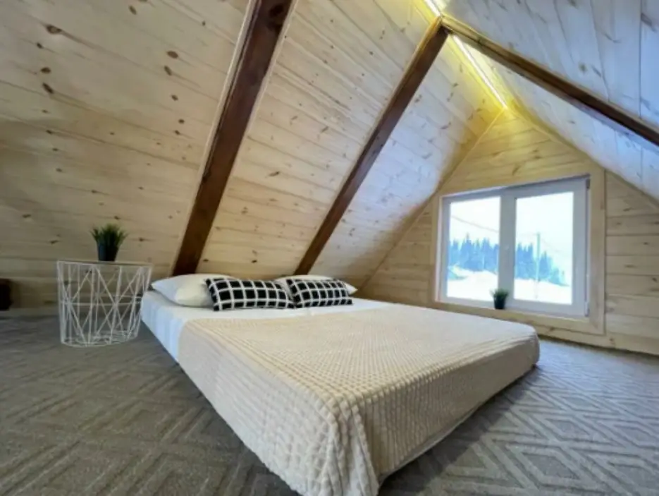 Шерегеш: Шале Sashagesh, A-Frame в Шерегеше, ул. Рябиновая 53