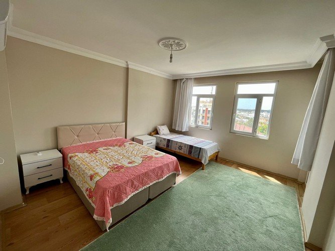 Демре: Gezer Apart