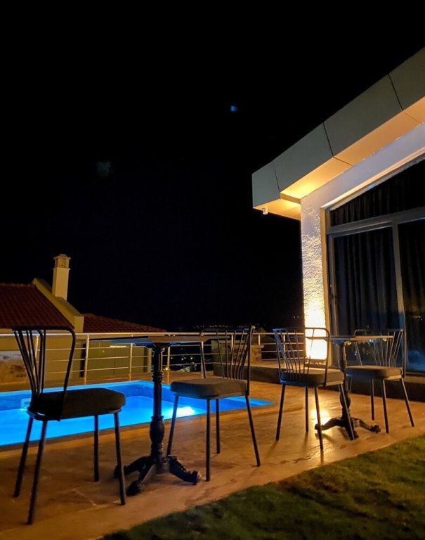 Чешме: Costalinn Premium Cesme