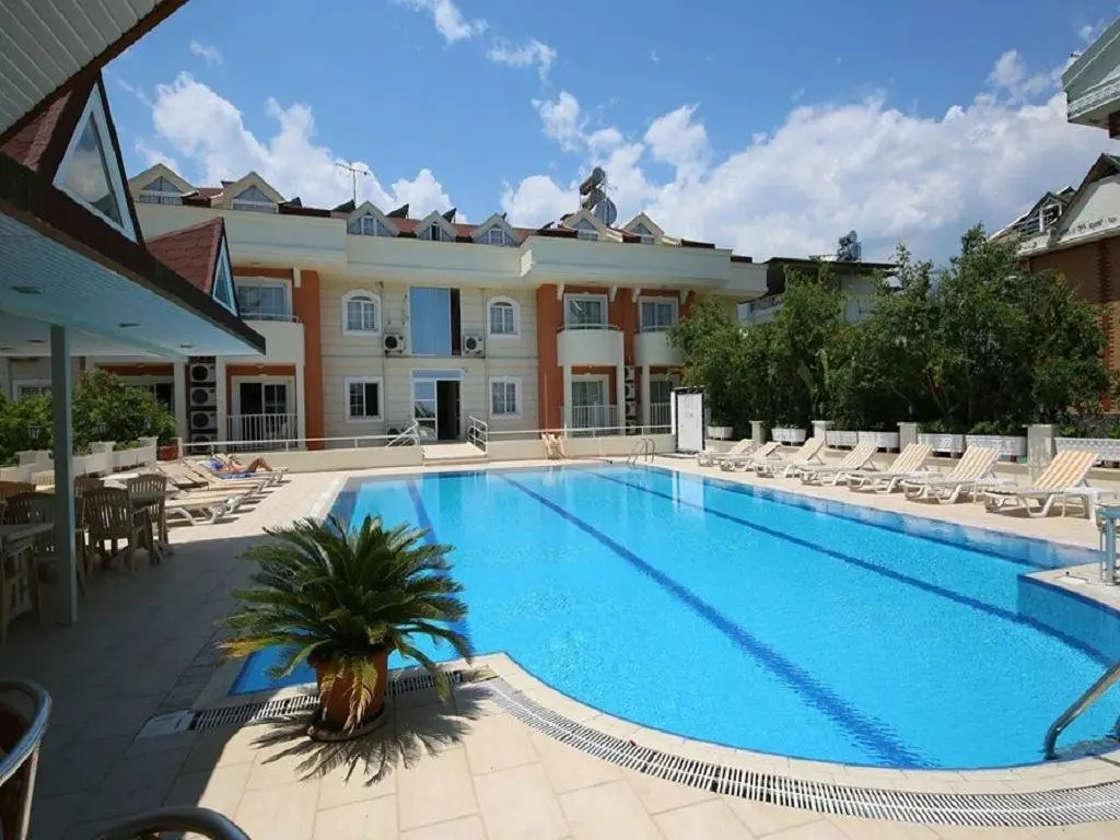 Кемер: Q Max Apart Otel