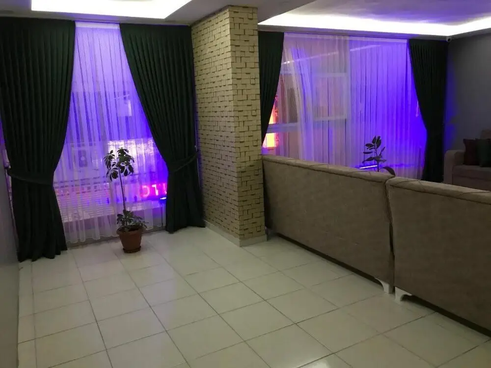 Ван: Comfort Suites Hotel