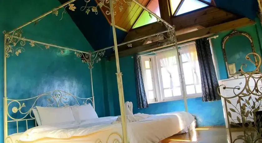 Паи: Baan Pai Fah Pai Fun