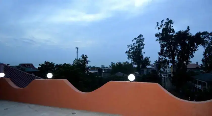 Батуми: Orange House