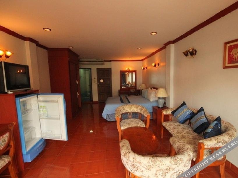 Чаам: Deelek Guesthouse & Restaurant 1