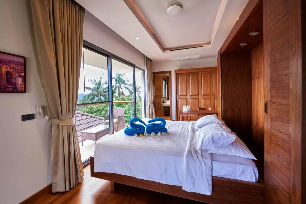 Самуи: 5 Bedroom Seaview Villa Lamai