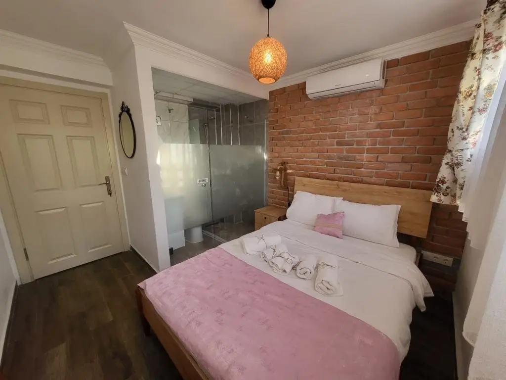 Бозджаада: Adayel Bagevi & Butik Otel