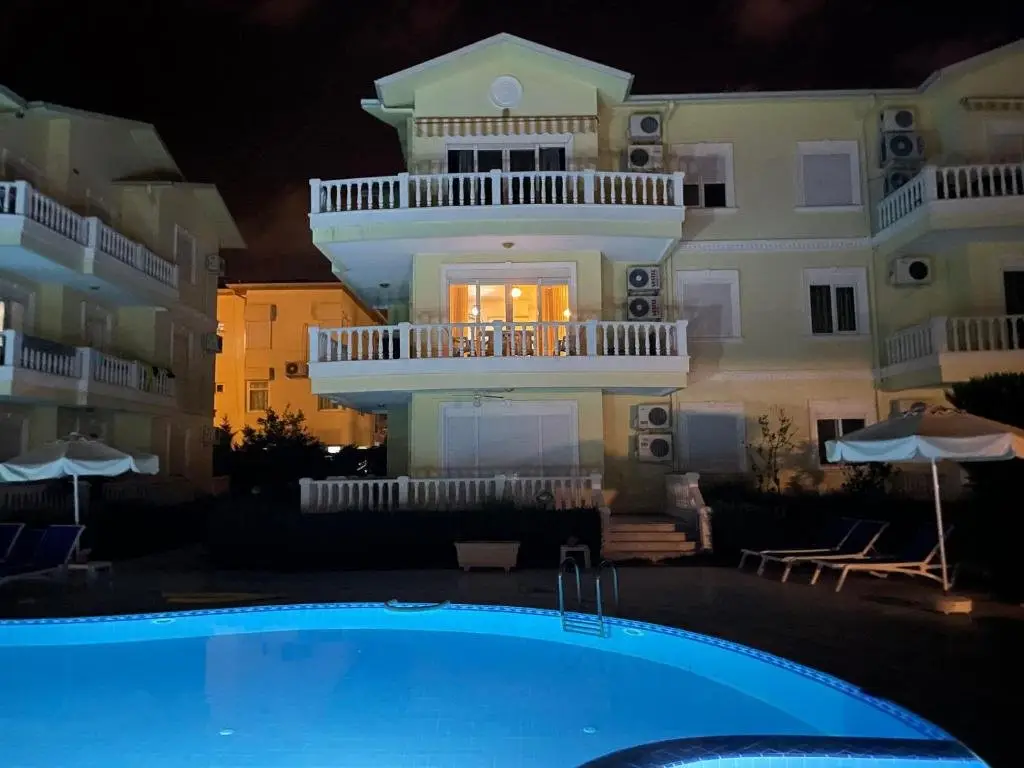 Белек: Fantastic Apt-2 min walk from Belek Cent’r Antalya region, great for golf lovers