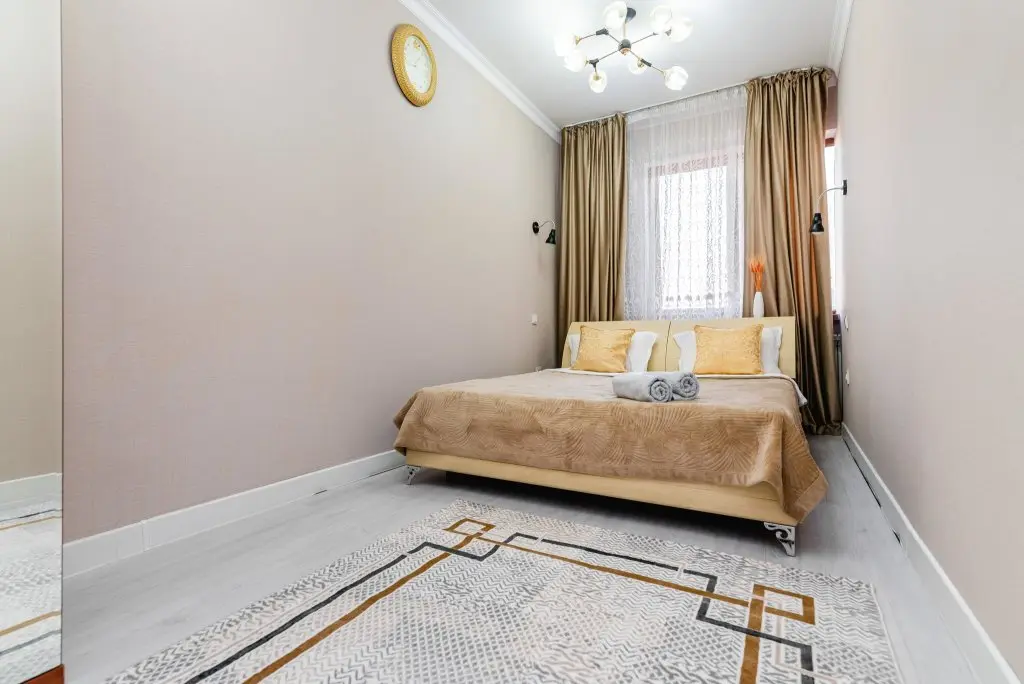 Алматы: Meridian Apartments (Мередиан Апартментс) на улице Масанчи 23/8
