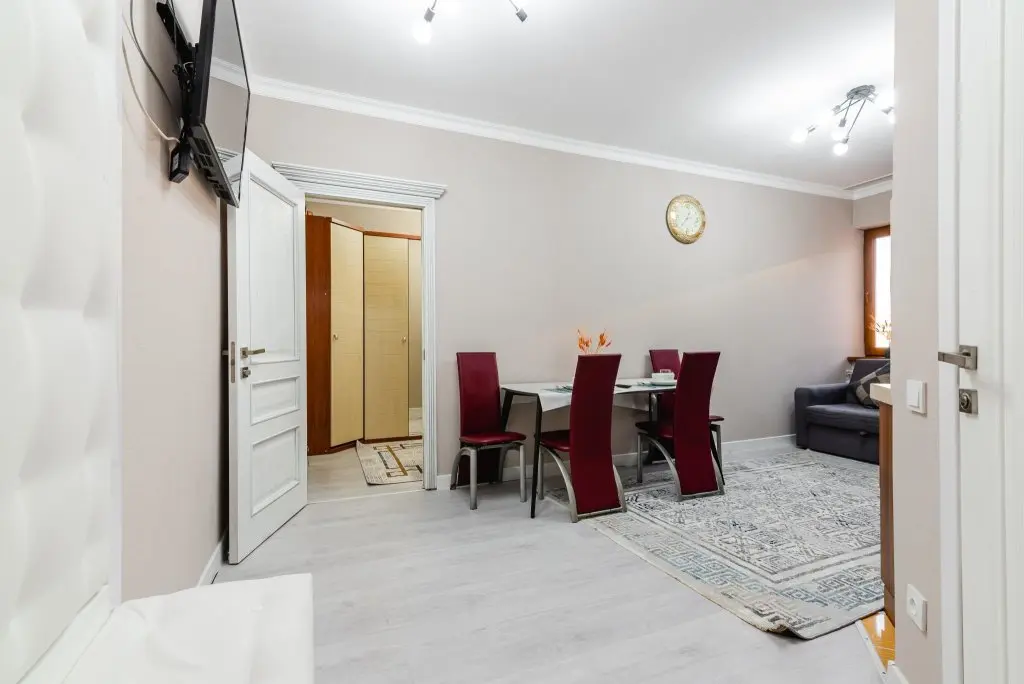 Алматы: Meridian Apartments (Мередиан Апартментс) на улице Масанчи 23/8