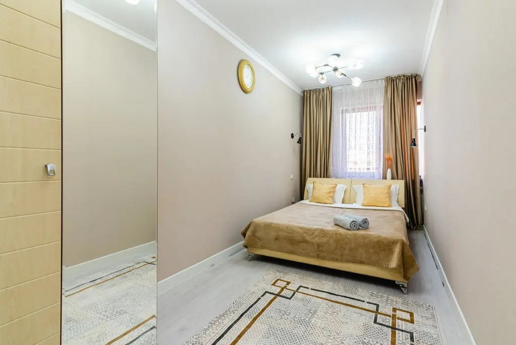 Алматы: Meridian Apartments (Мередиан Апартментс) на улице Масанчи 23/8